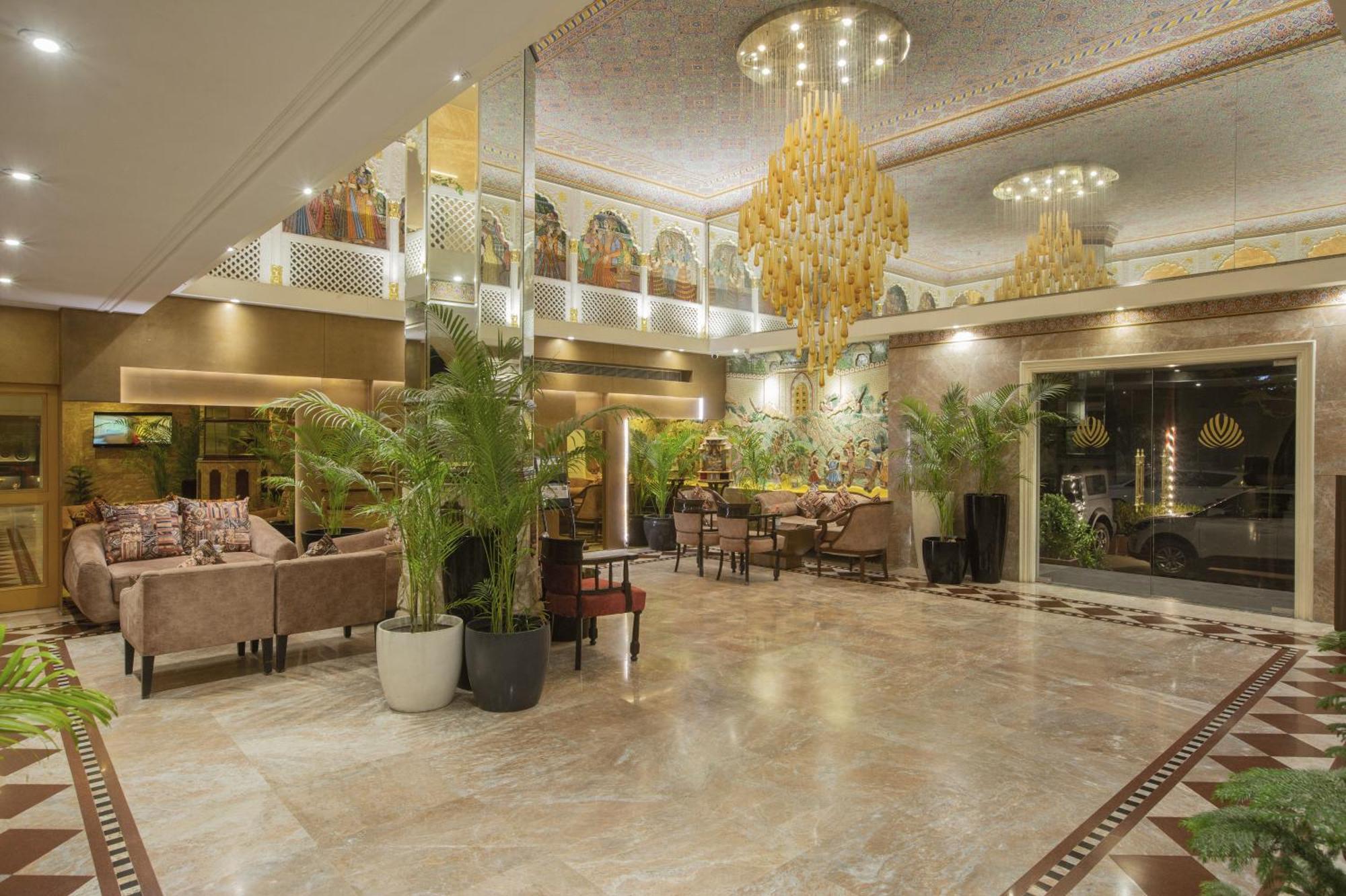 Vesta Maurya Palace Hotel Jaipur Bagian luar foto