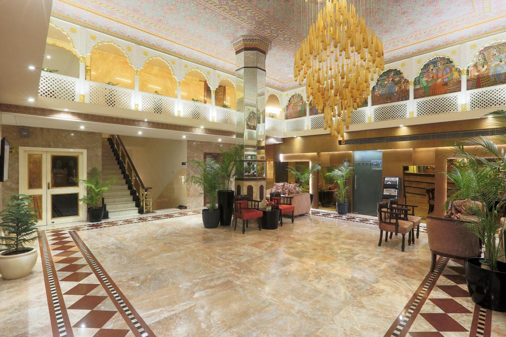 Vesta Maurya Palace Hotel Jaipur Bagian luar foto